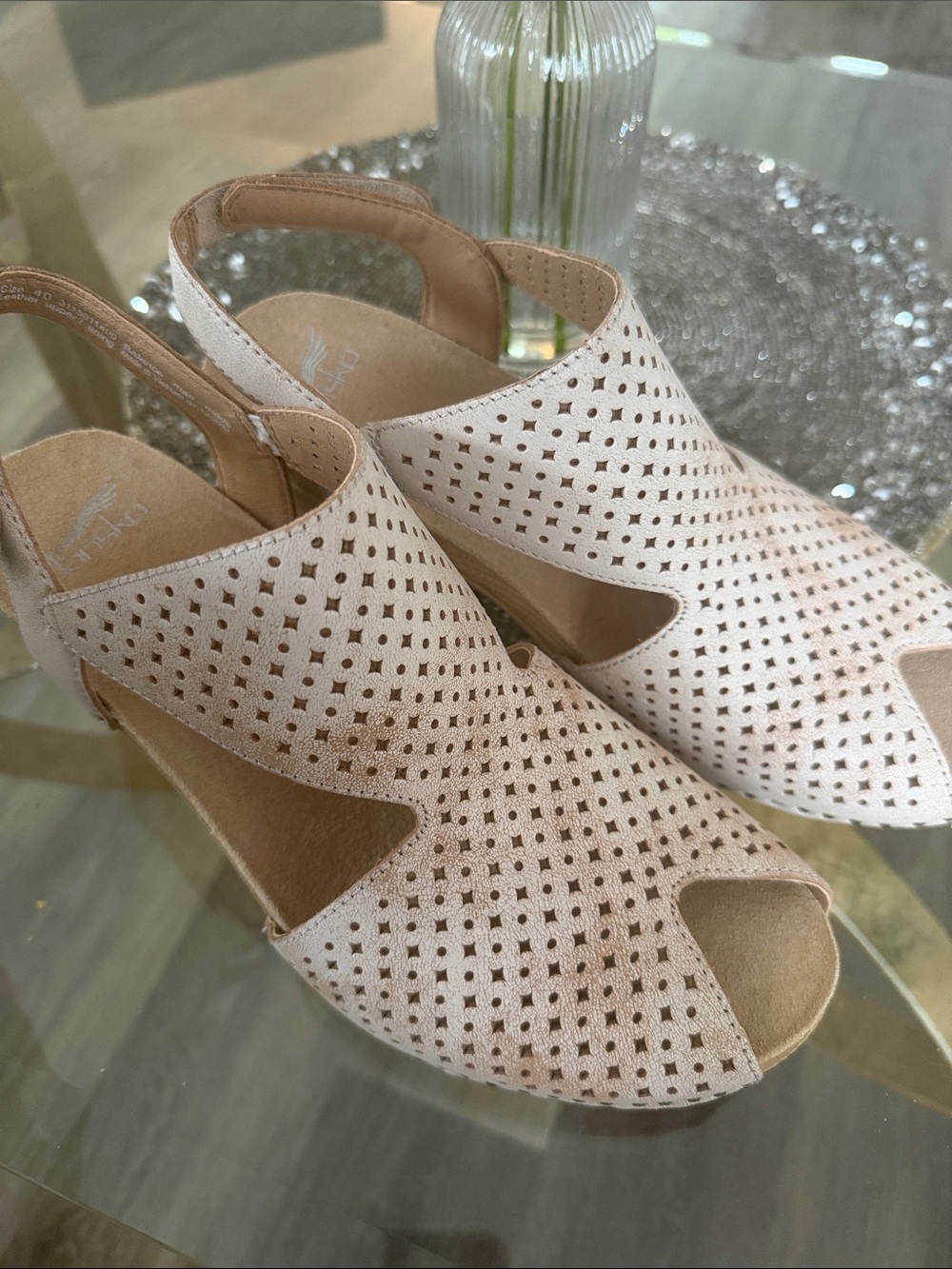 NEW Dansko Teagan Perforated Leather Peep Toe Heeled Sandals size 9.5-10 EU 40 - Picture 6 of 12